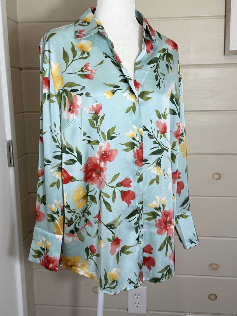 Susan Graver Blouse Womens M Floral Flowy Oversized Top Romantic Feminine